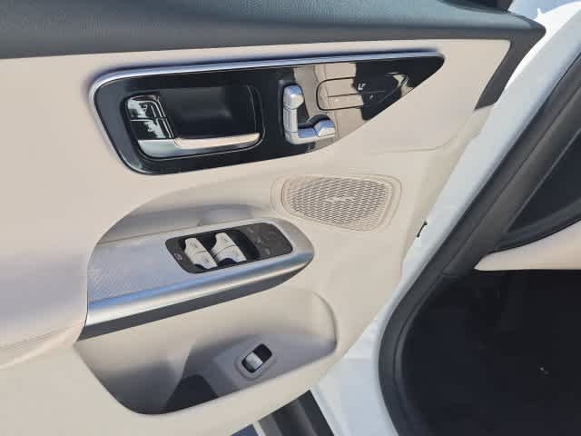 Certified Used 2026 Polar White Mercedes-Benz GLC 300 image 16