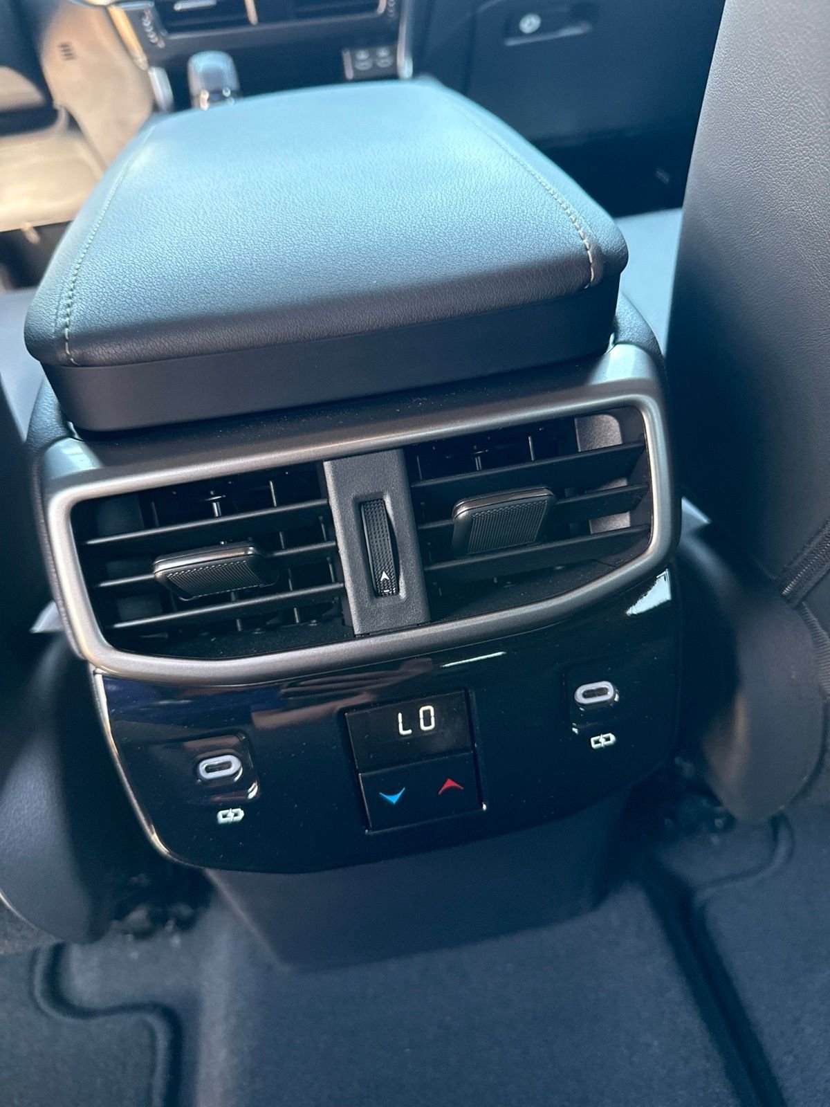 2024 Lexus RX 350 - Photo 6