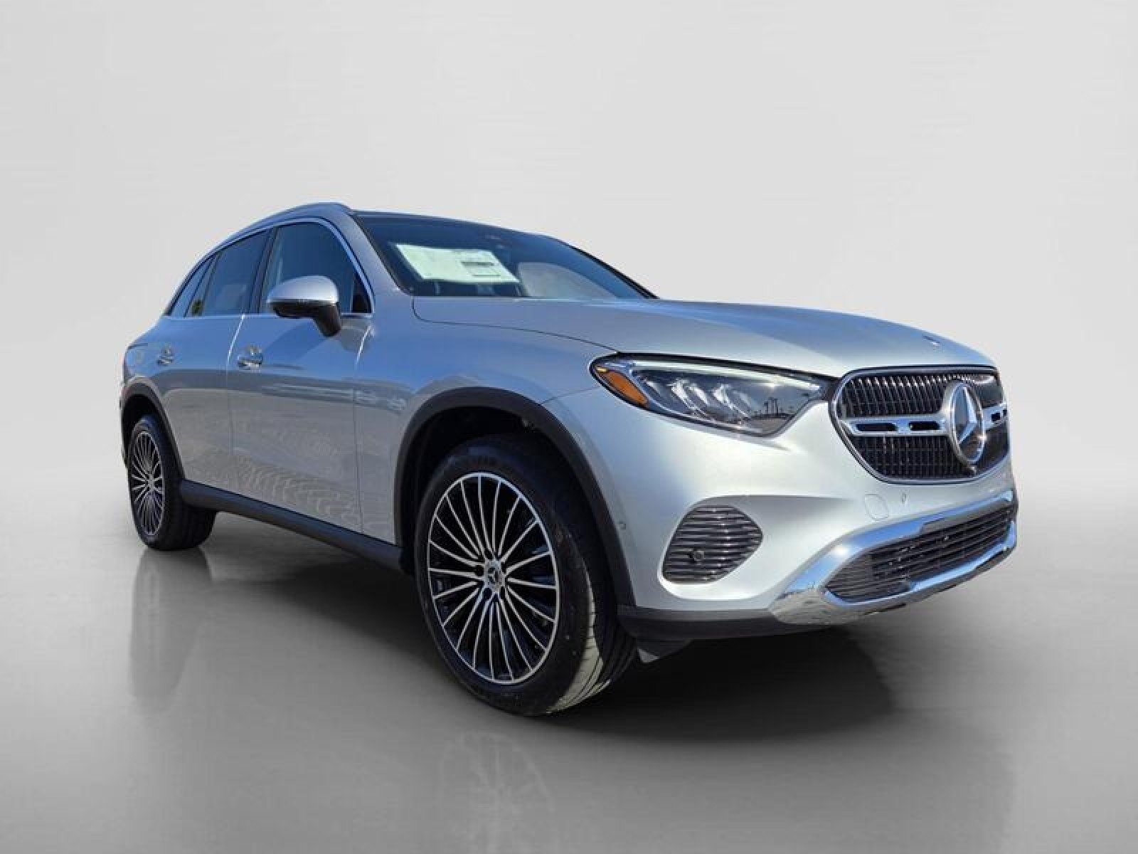 New 2026 Cirrus Silver Metallic Mercedes-Benz GLC 300 SUV image 7