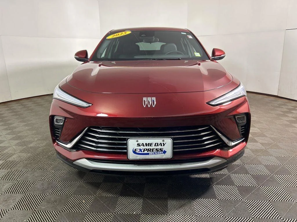 Used 2025 Cinnabar Metallic Buick Preferred image 12