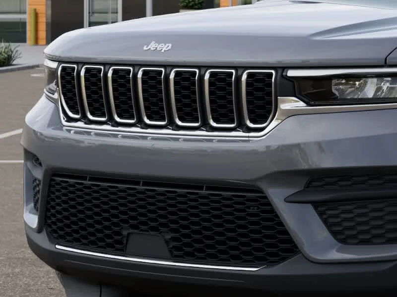 New 2027 Sting-Gray Clearcoat Jeep Laredo X image 11