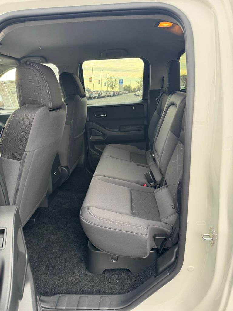 2026 Nissan Frontier SV - Photo 14