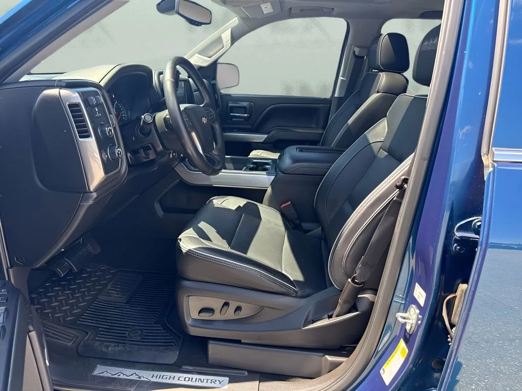 Used 2018 Blue Chevrolet High Country image 10