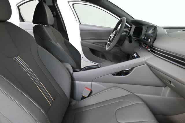 New 2026 Amazon Gray Hyundai SEL Sport image 30