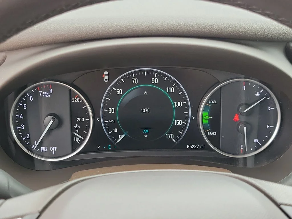 Used 2019 Silver Buick Premium I Group image 23