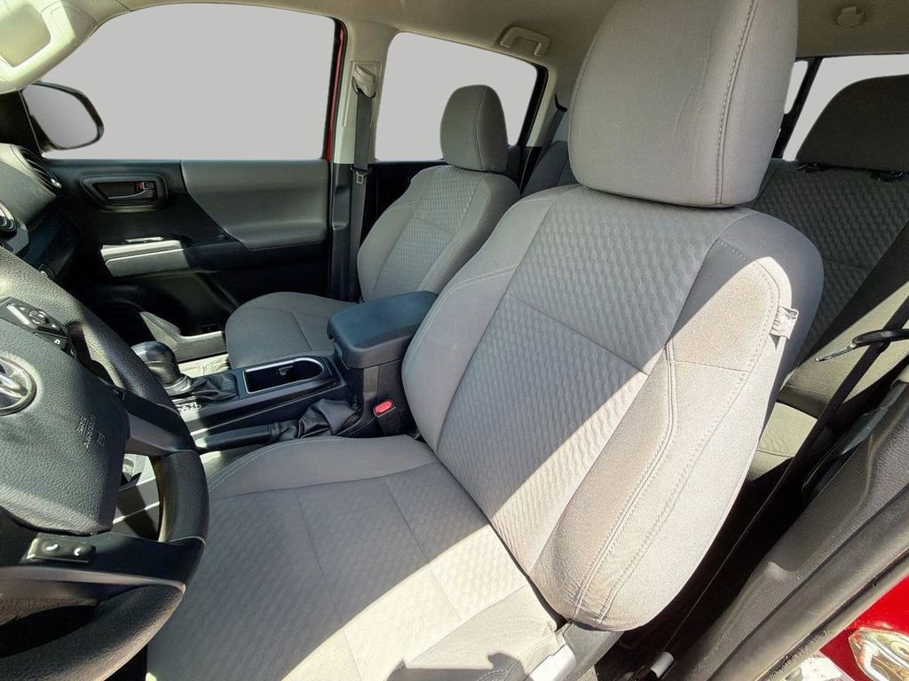 Used 2020 Red Toyota SR image 17