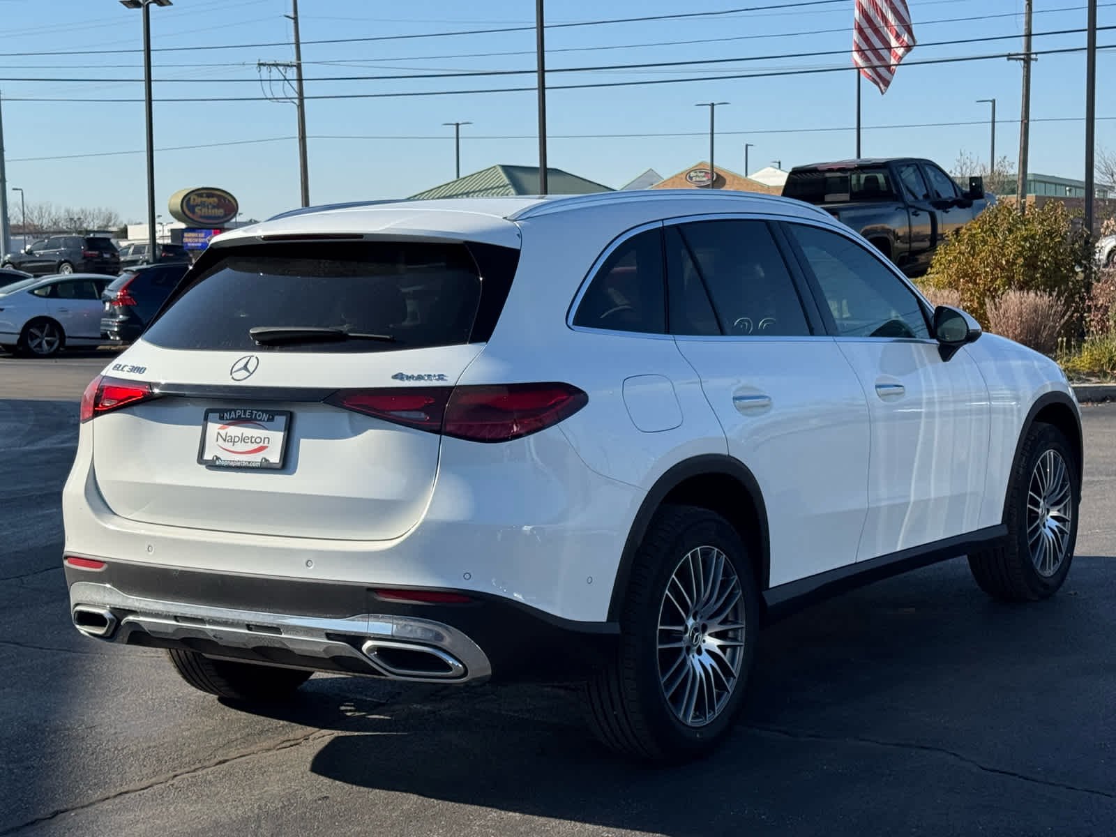2026 Mercedes-Benz GLC Base - Photo 9