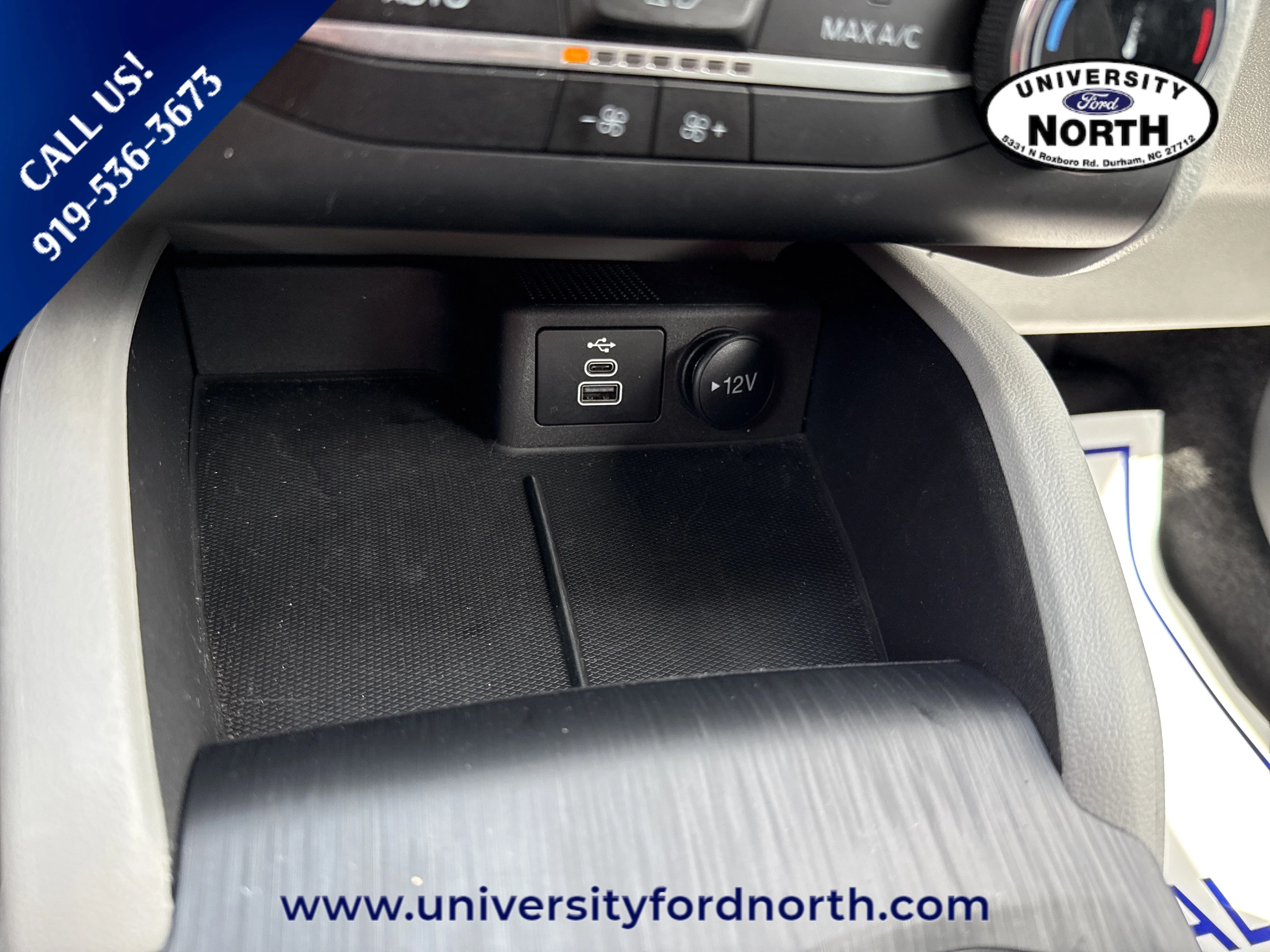 Used 2025 Oxford White Ford Active image 25