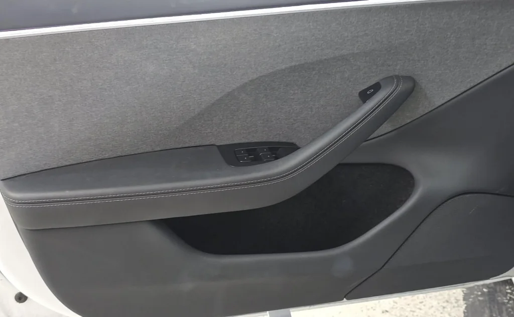 Used 2025 White Tesla Long Range image 11