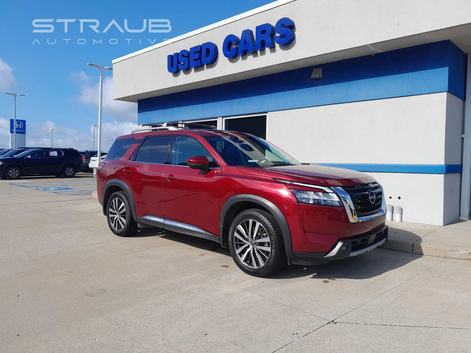 Used 2022 Scarlet Ember Tintcoat Nissan Platinum image 2