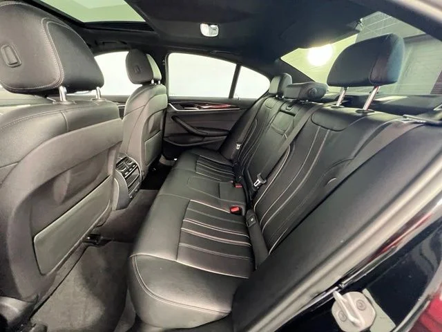 Used 2018 Black BMW 540i image 13