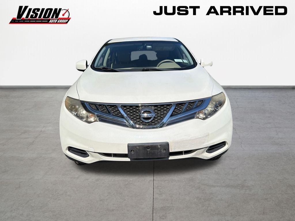 Used 2013 White Nissan S image 2