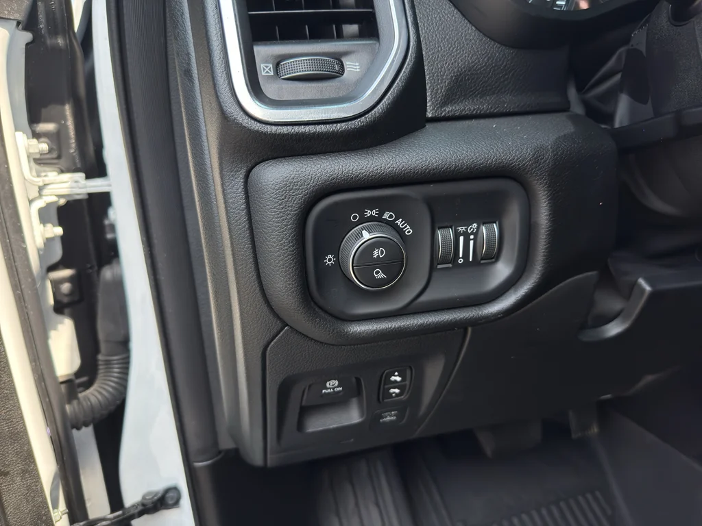 Used 2025 Bright White Clearcoat Ram Laramie image 15