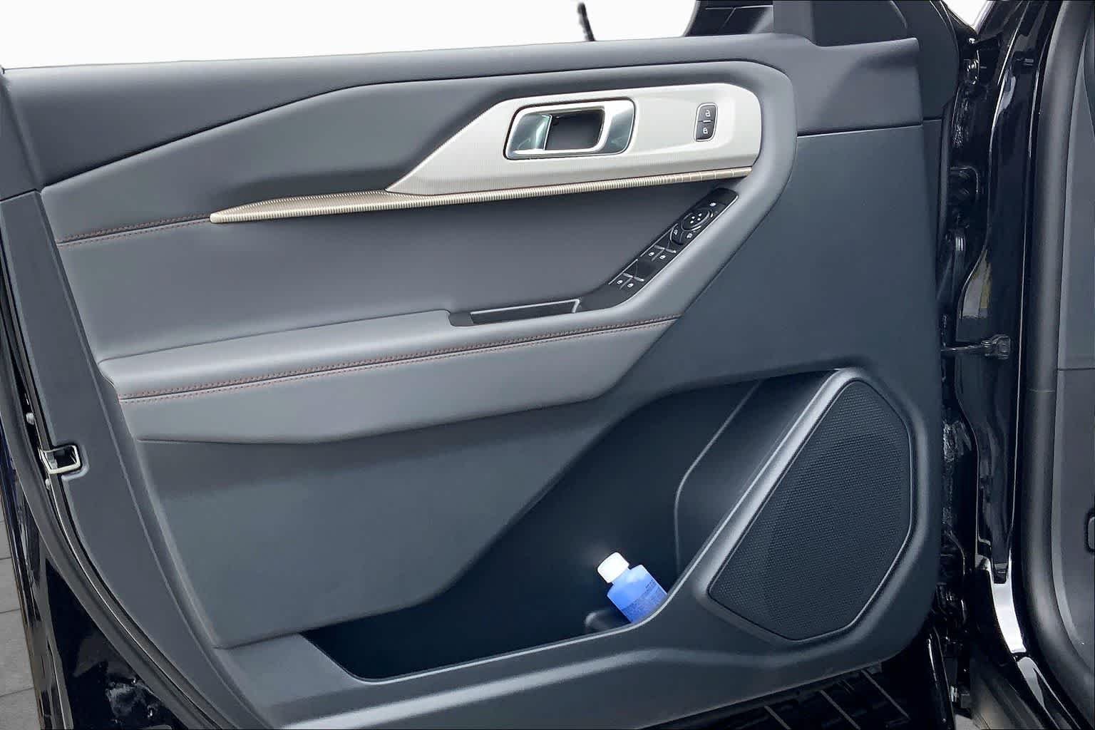 New 2026 Agate Black Metallic Ford Active image 10