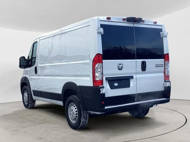 New 2026 Bright White Clearcoat Ram PROMASTER 1500 TRADESMAN CARGO VAN LOW ROOF 118