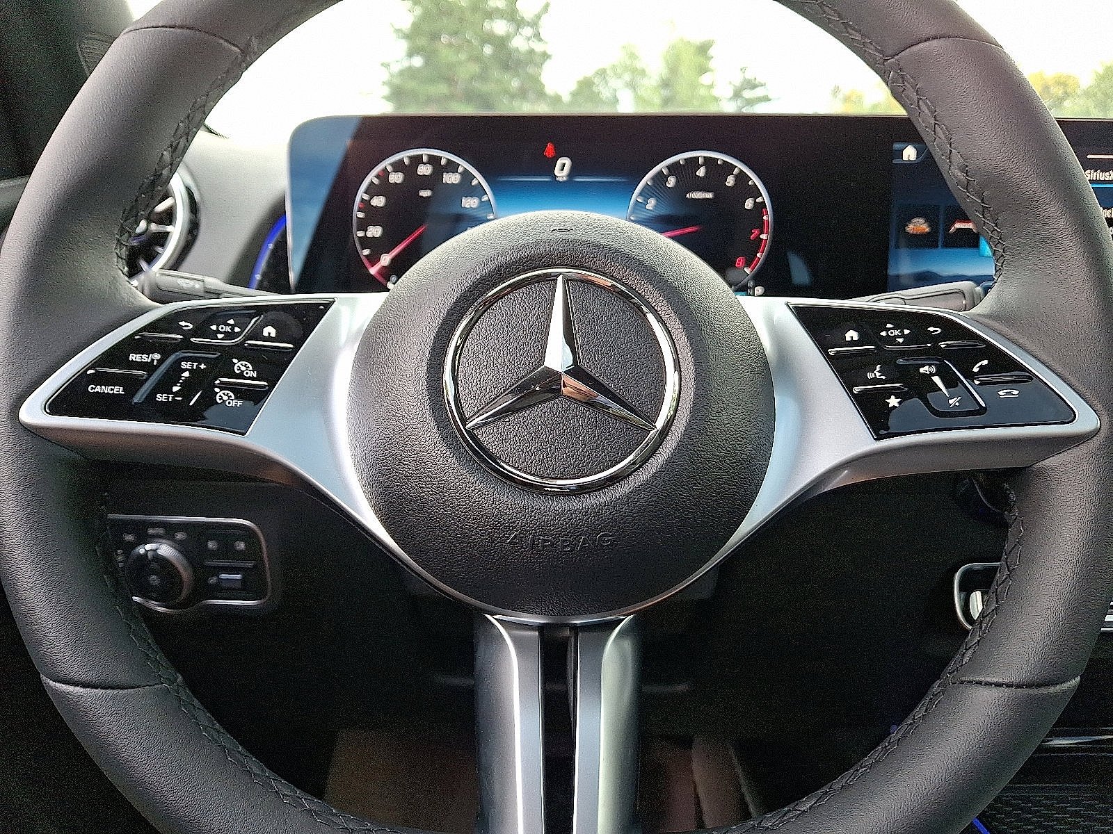 Certified Used 2026 Mountain Grey Metallic Mercedes-Benz GLB 250 image 12