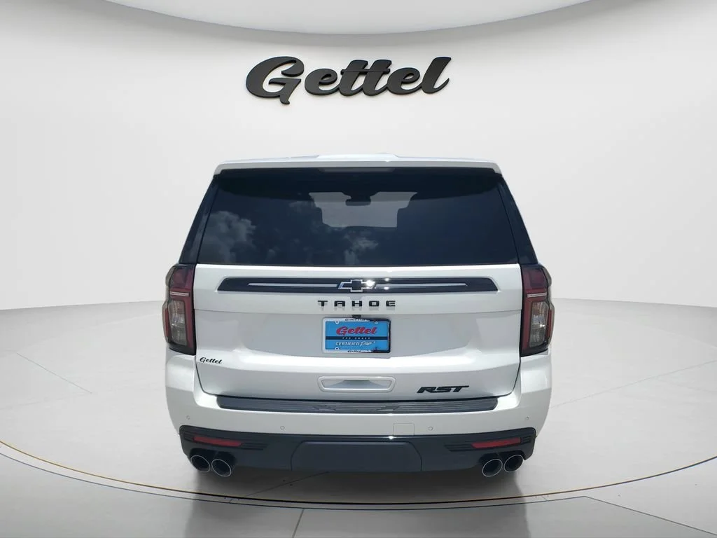 Used 2024 Iridescent Pearl Tricoat Chevrolet RST image 6