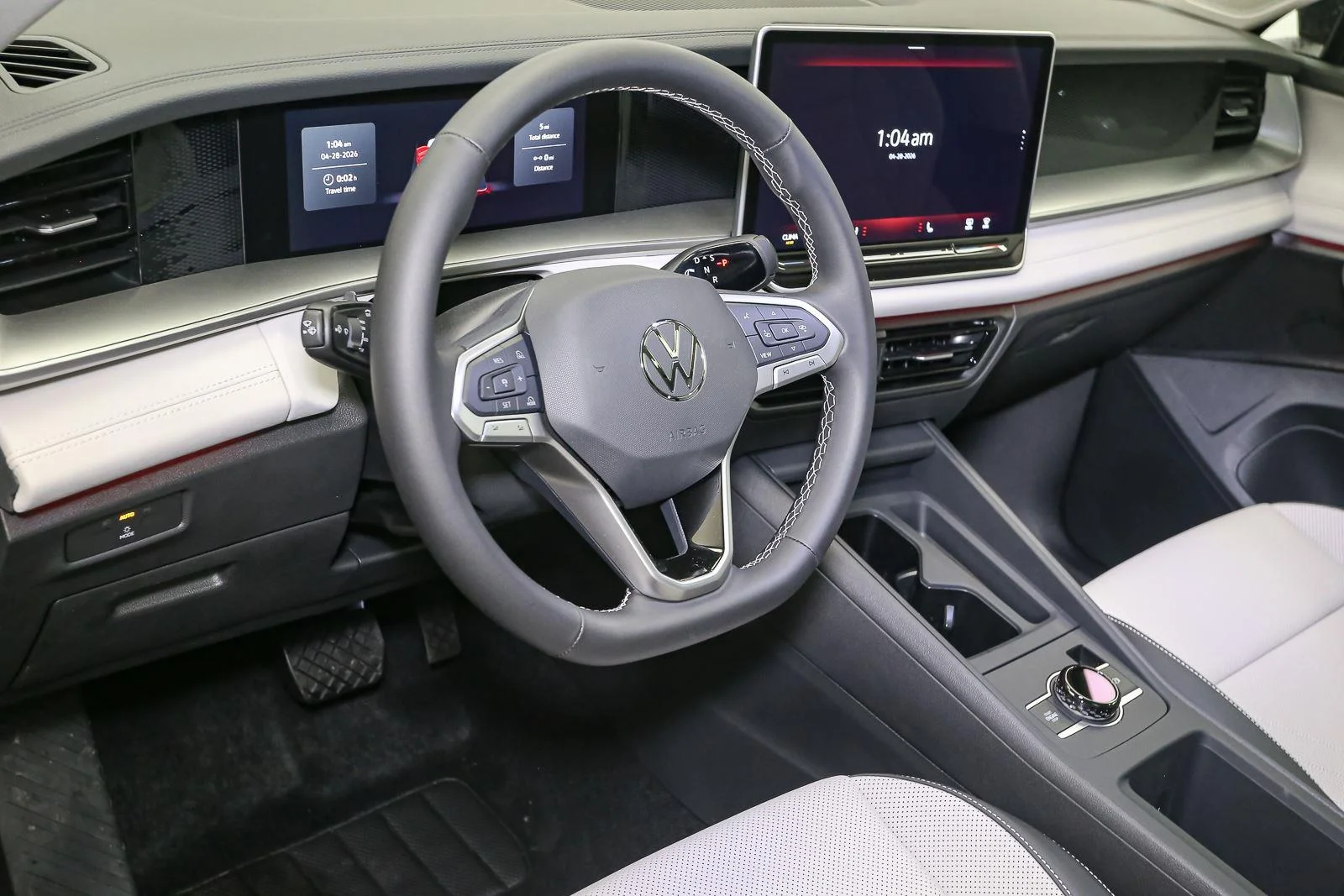 New 2026 Deep Black Pearl Volkswagen SE image 18