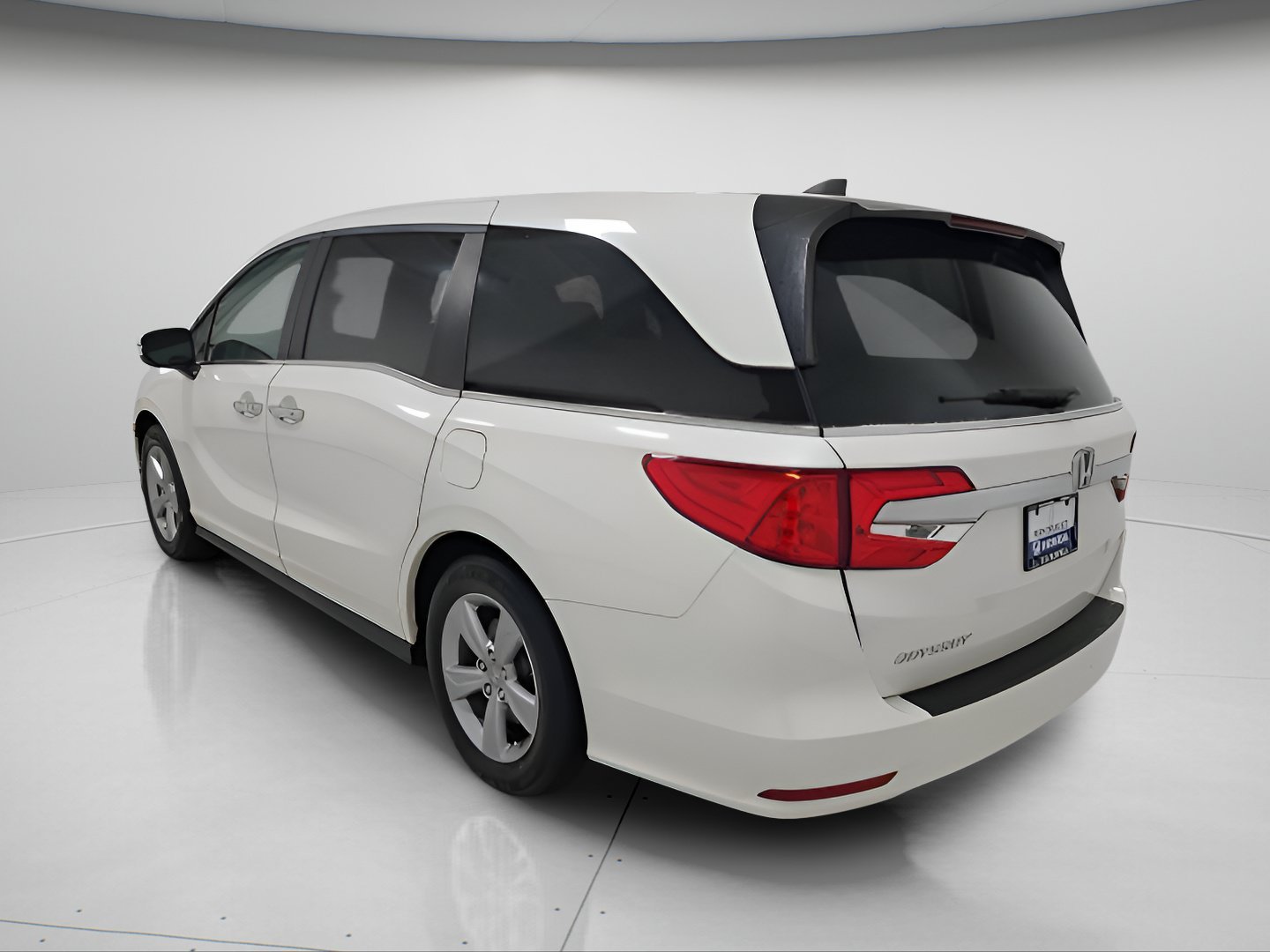 Certified Used 2019 White Diamond Pearl Honda EX-L image 5
