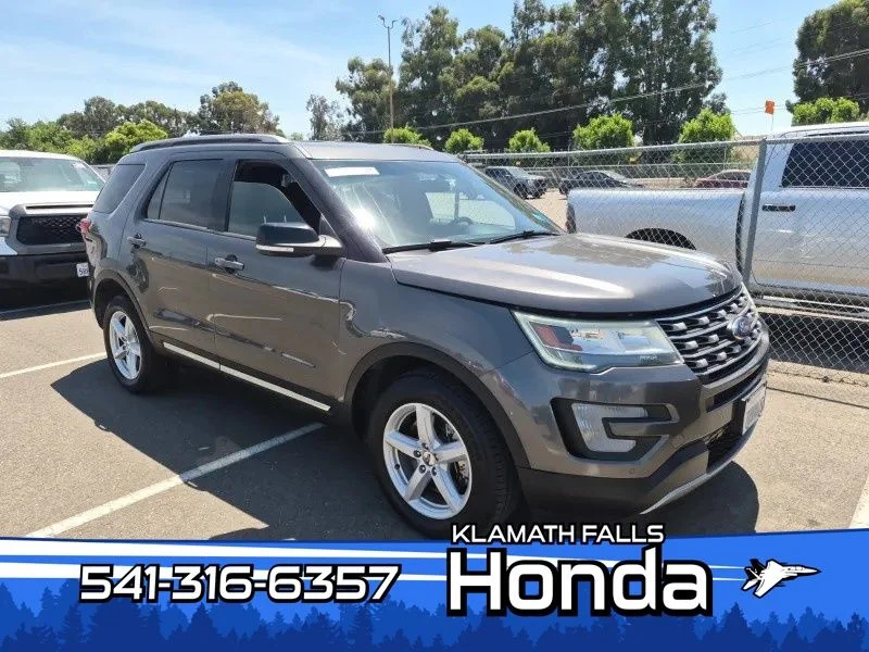 2016 Ford Explorer XLT 4WD's photo