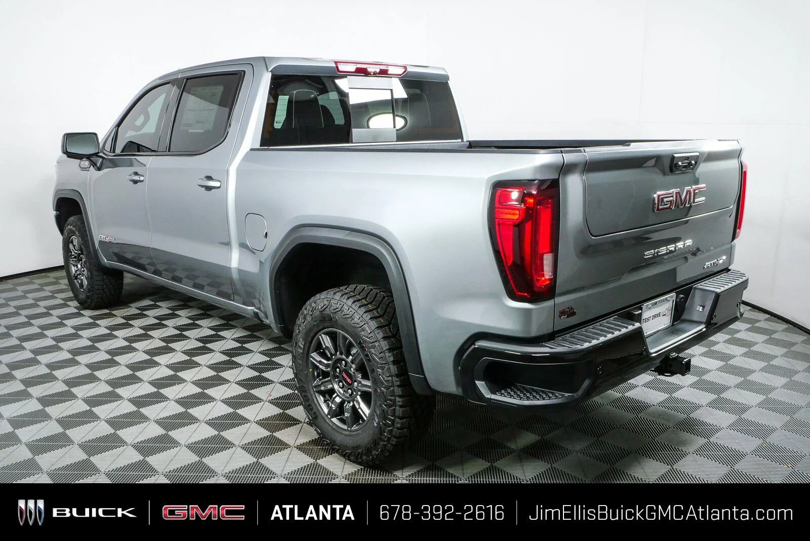 New 2026 Sterling Metallic GMC AT4X image 31