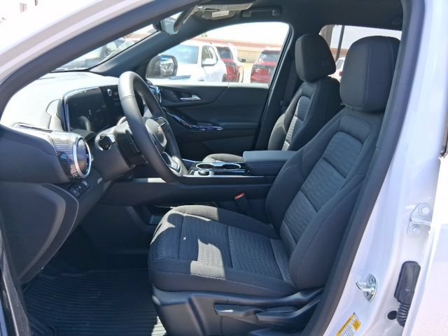 2027 Chevrolet Equinox LT - Photo 14