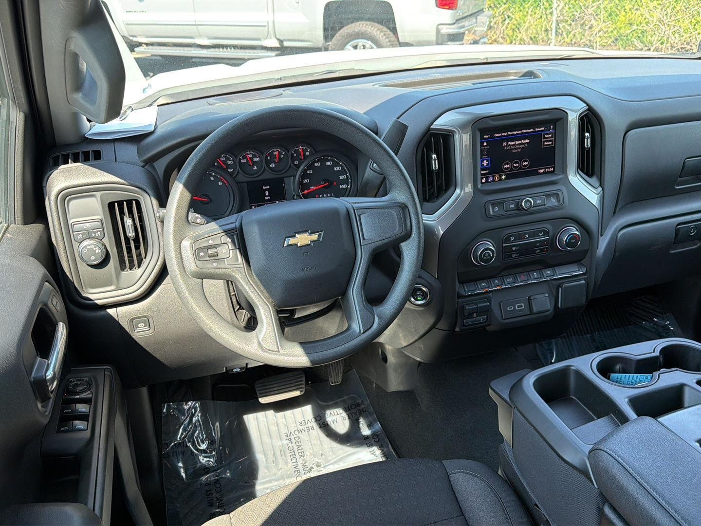 Used 2025 Summit White Chevrolet Custom image 18