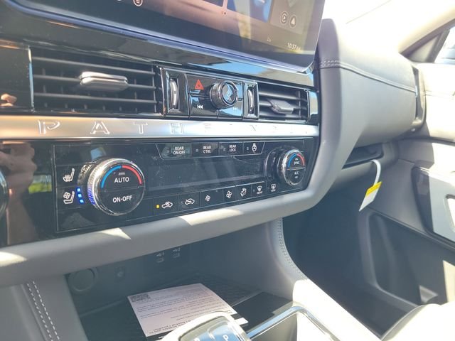 New 2026 Nissan Pathfinder Platinum