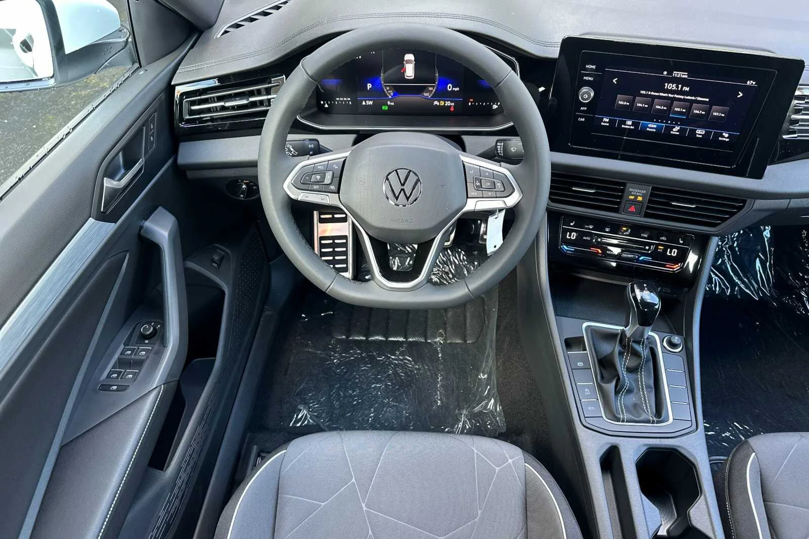 2026 Volkswagen Jetta Sport - Photo 14