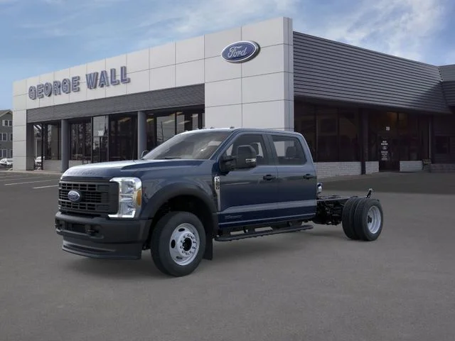 2025 Ford F-550 Super Duty Chassis Cab