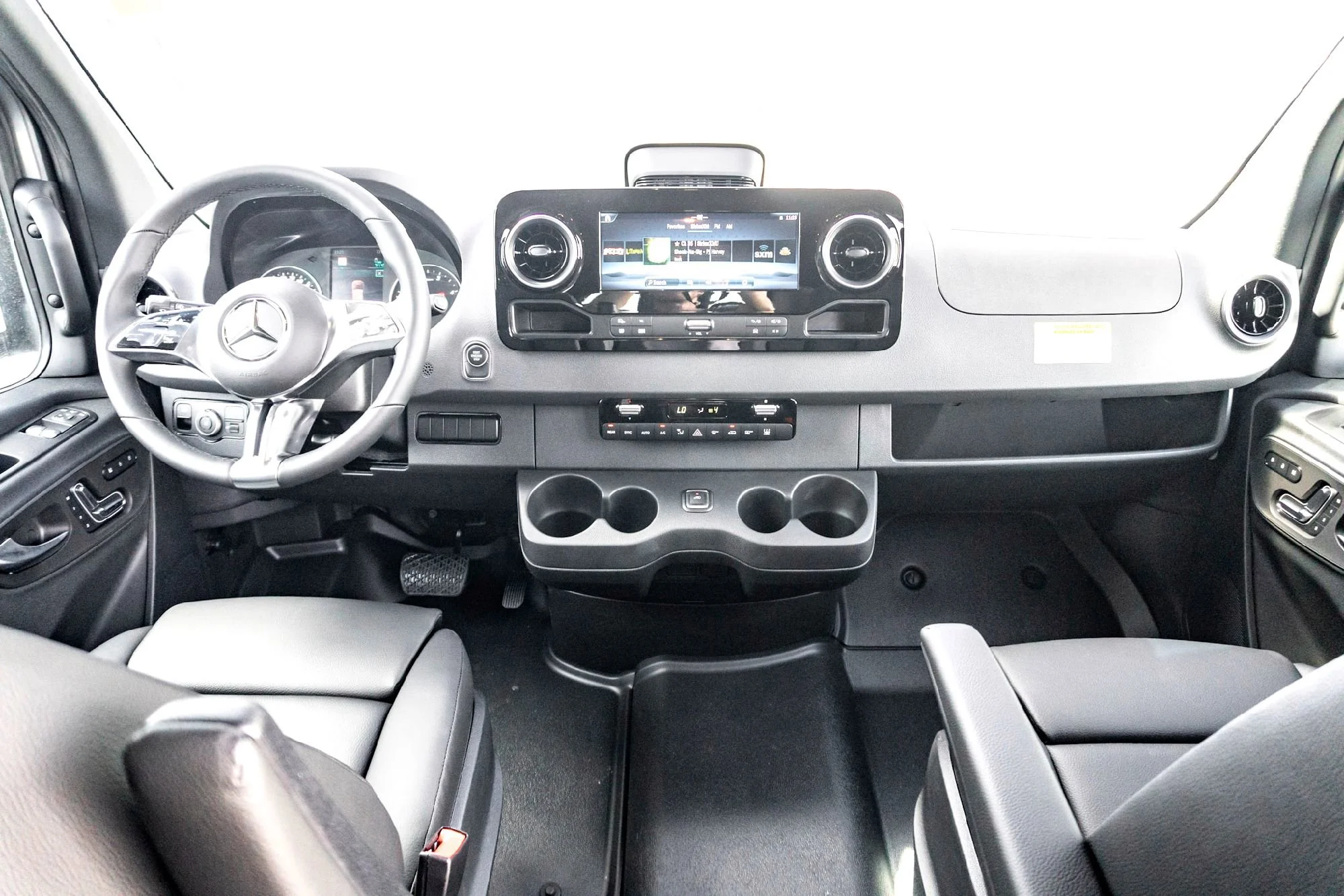2025 Mercedes-Benz Sprinter Passenger Van Base - Photo 57