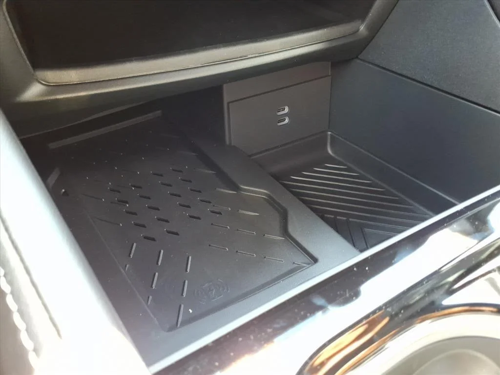 2026 Chrysler Pacifica Limited - Photo 13