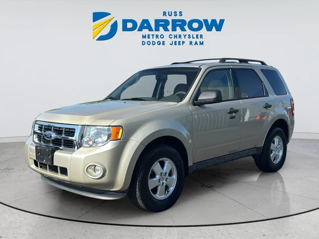 Used 2012 Gold Ford XLT image 1