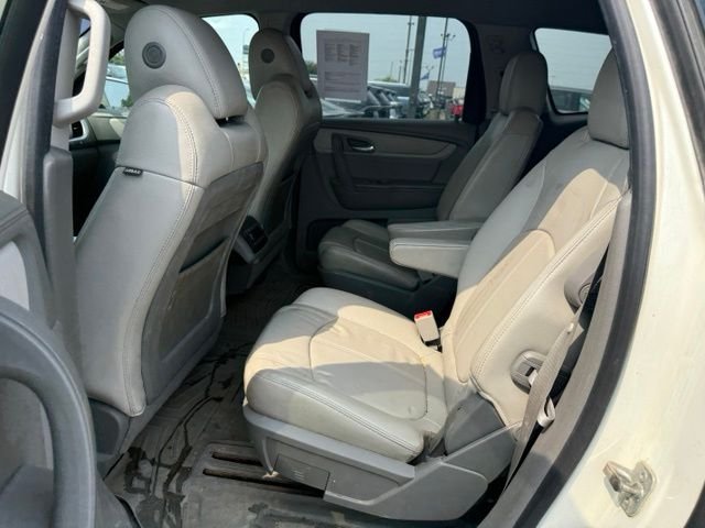 Used 2015 White Chevrolet 2LT image 14