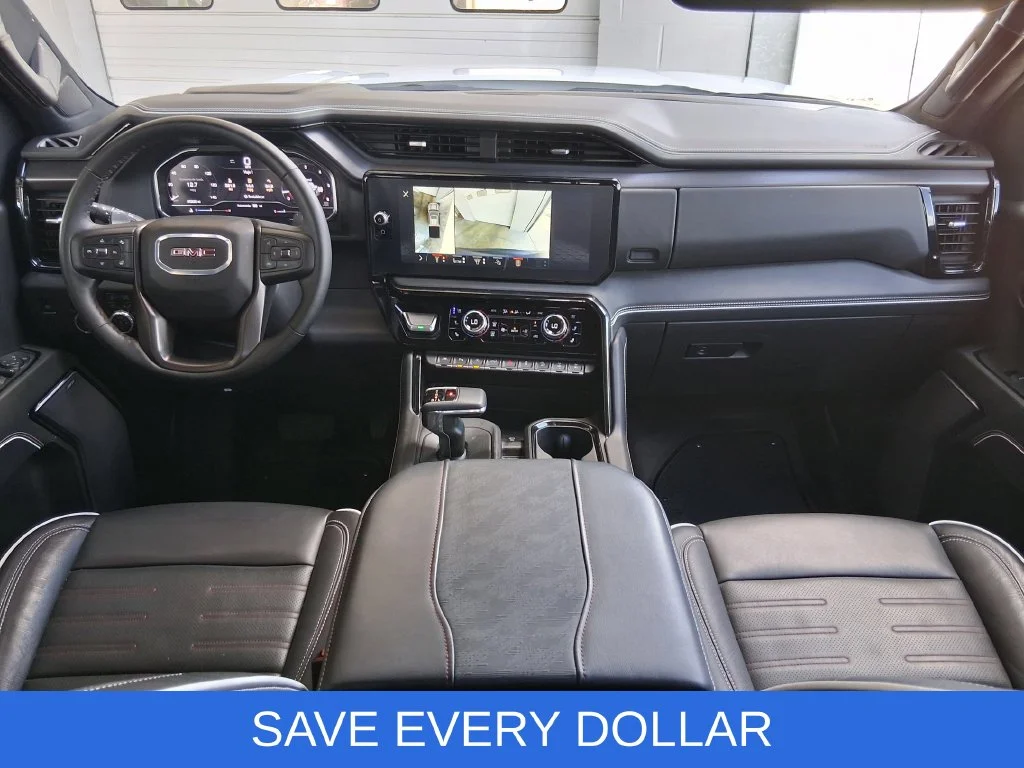 Used 2025 White GMC AT4X image 13