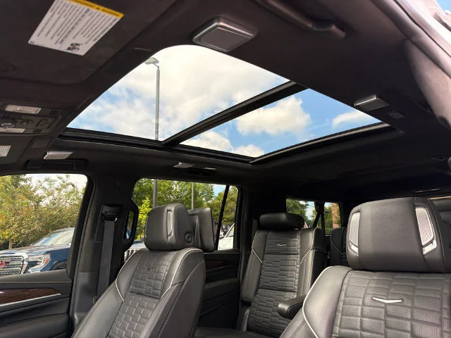 Used 2024 Crystal White Tricoat Cadillac Sport Platinum image 34