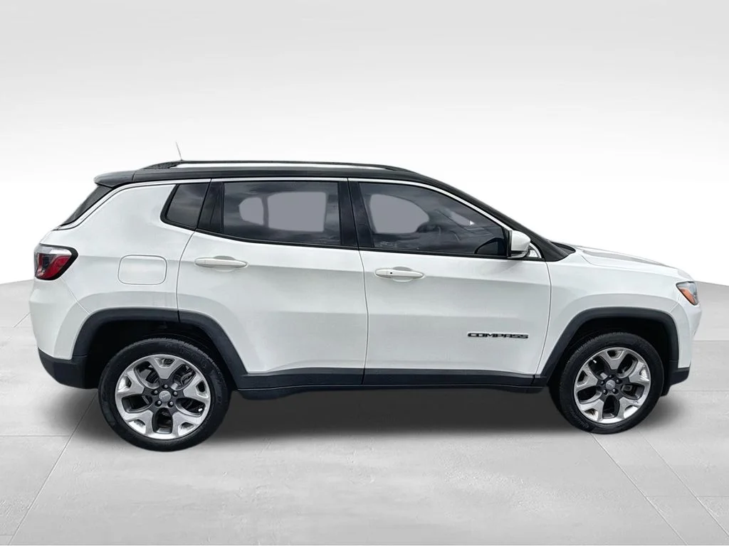 Used 2019 White Jeep Limited image 9