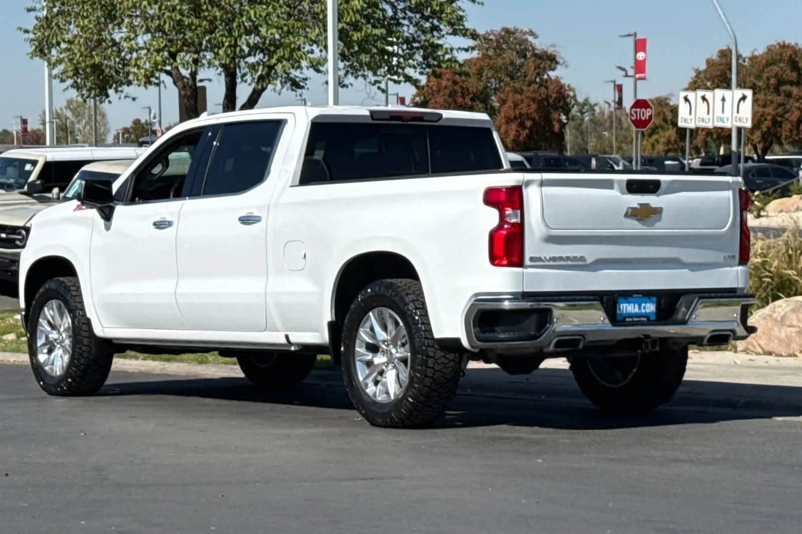 Used 2021 Summit White Chevrolet LTZ image 6