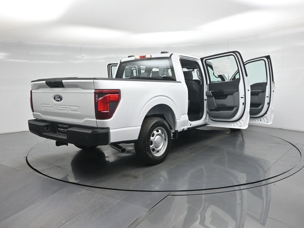 New 2026 Oxford White Ford XL image 5