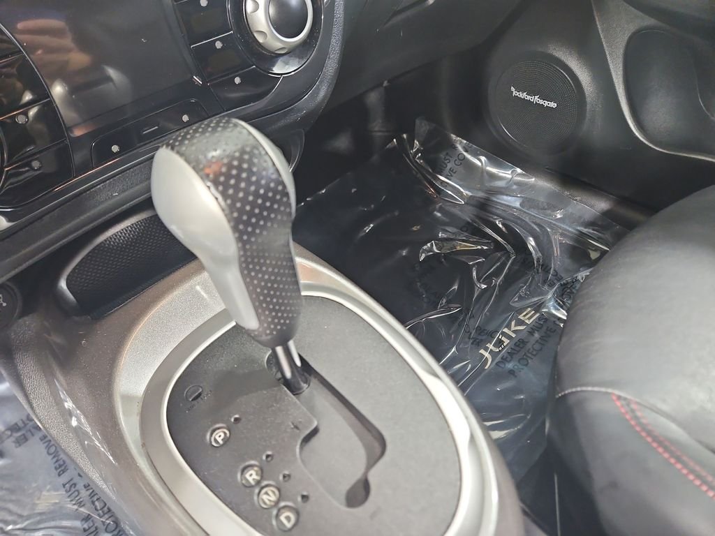 Used 2013 Red Nissan SL image 25