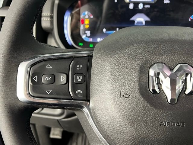 2026 RAM 3500 Laramie - Photo 13
