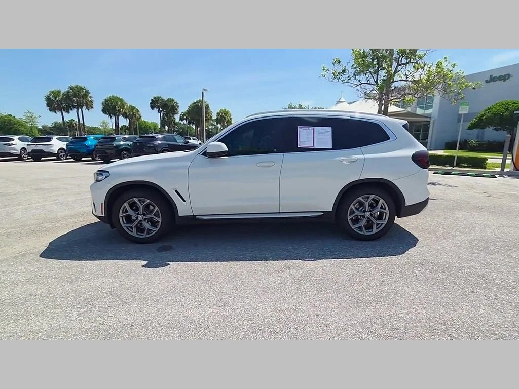 Used 2023 Alpine White BMW xDrive30i image 45