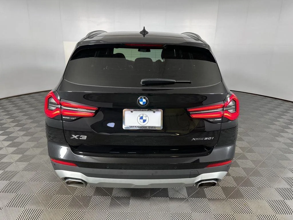 Used 2024 Jet Black BMW xDrive30i image 27