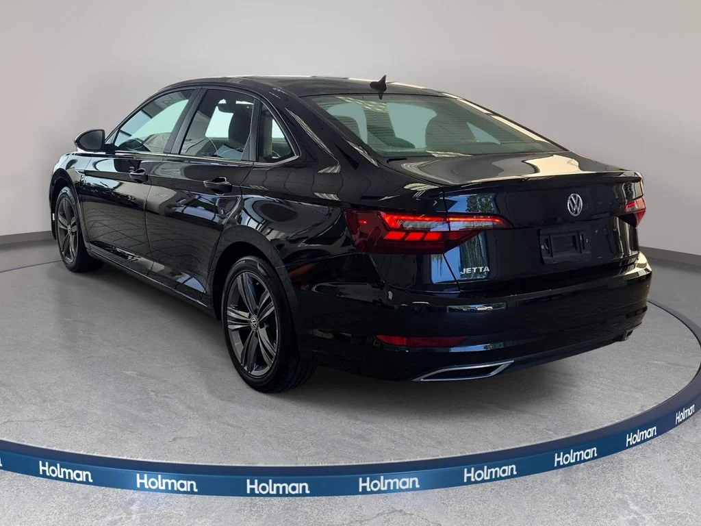 Certified Used 2021 Deep Black Pearl Effect Volkswagen R-Line image 7