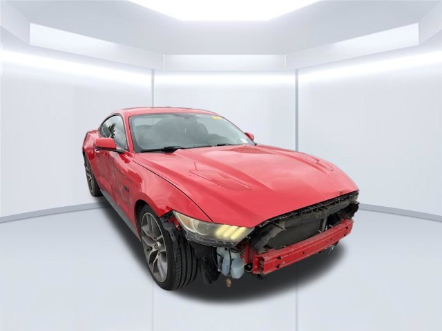 Used 2015 Red Ford GT Premium image 3