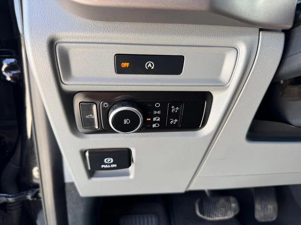 Used 2025 Black Ford XLT image 17