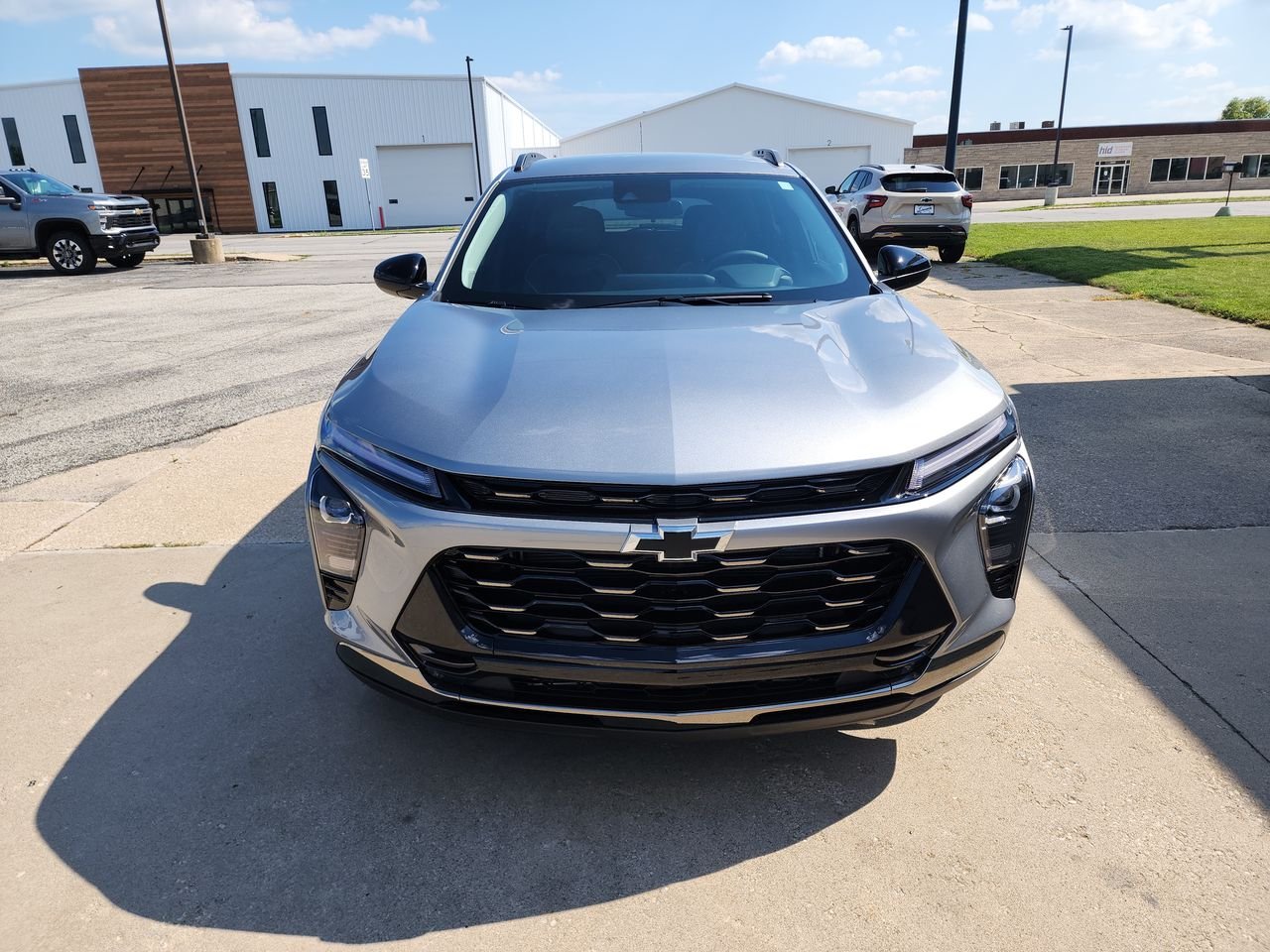 New 2026 Sterling Gray Metallic Chevrolet ACTIV image 3