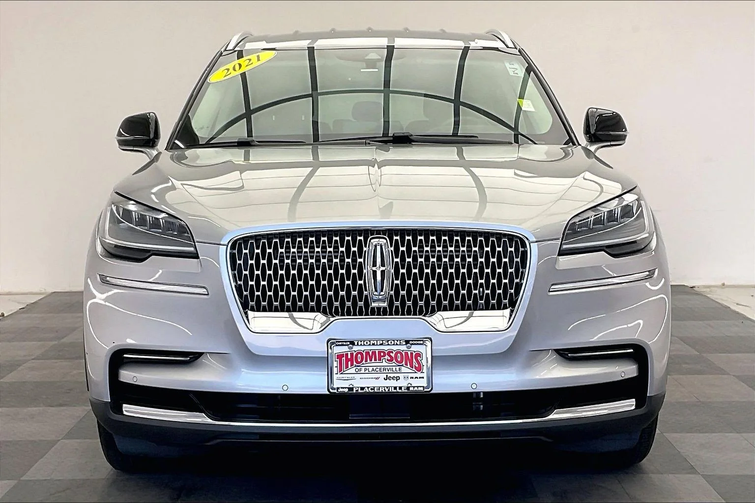 Vehicle Image 2