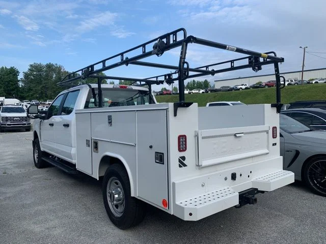 Used 2026 Oxford White Ford XL image 5