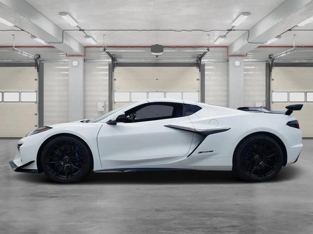 New 2026 Arctic White Chevrolet 3LZ image 7